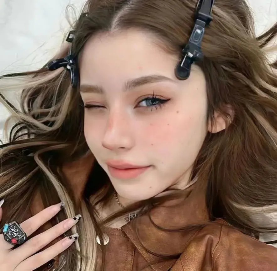 微交少女